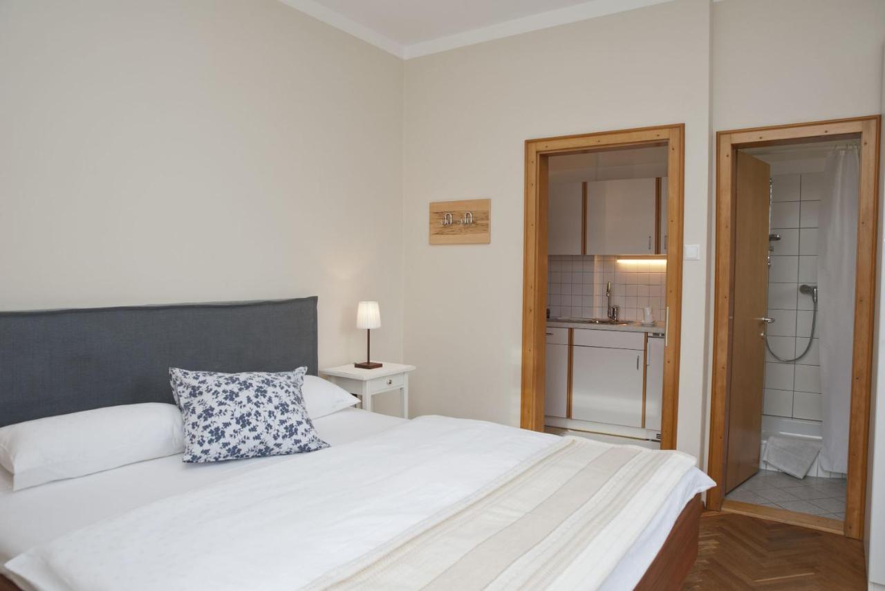 Villa Berginz By Seebnb Velden am Worthersee Bagian luar foto