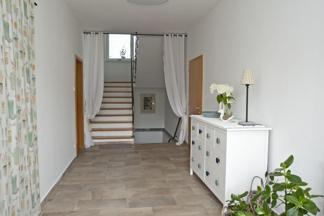 Villa Berginz By Seebnb Velden am Worthersee Bagian luar foto